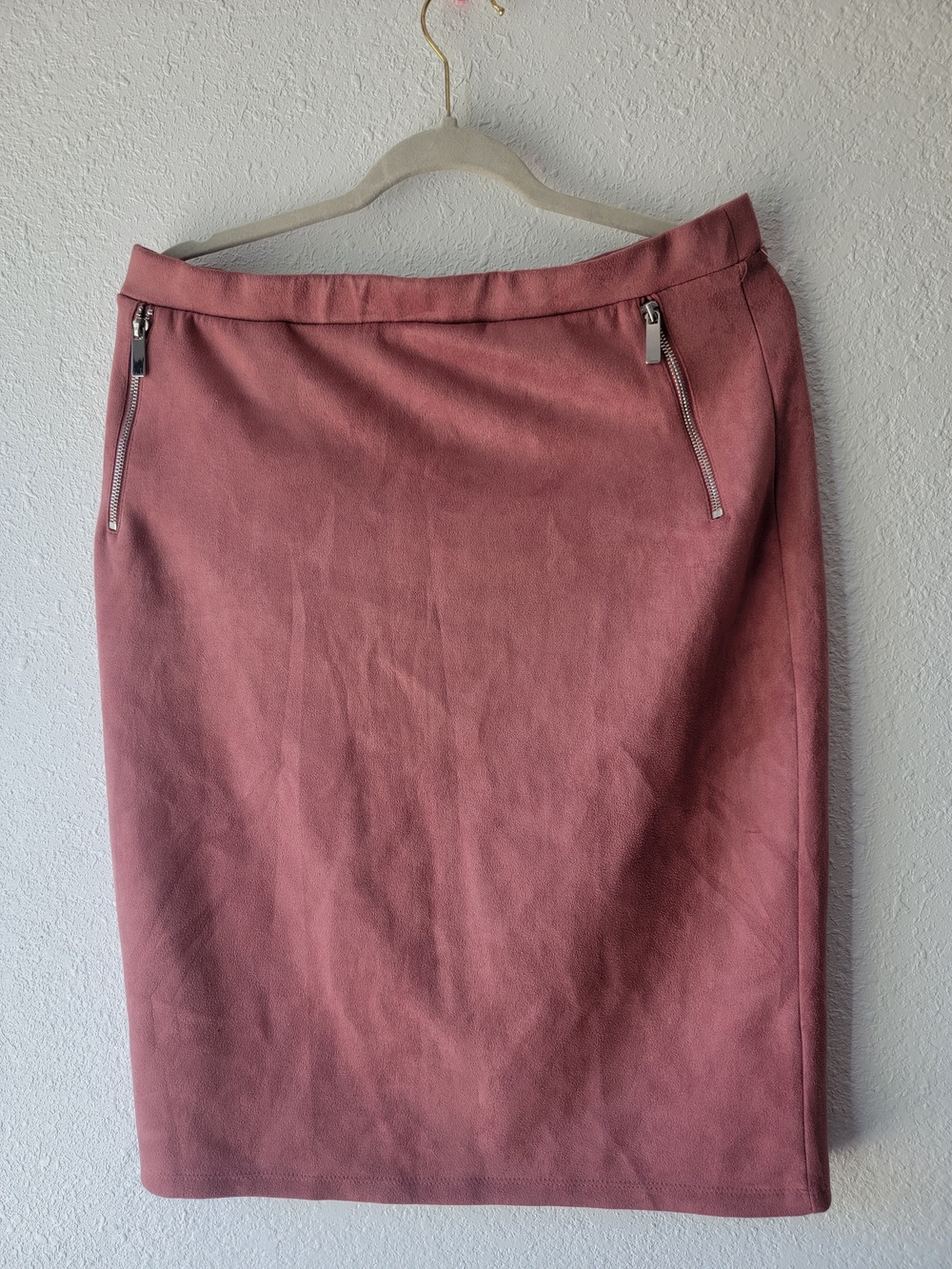 Dusty Rose Pencil Skirt with Zip Pocket Accents